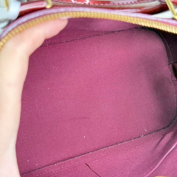 Louis Vuitton Burgundy Alma PM Bag with Classic Monogram Pattern - Picture 8 of 8